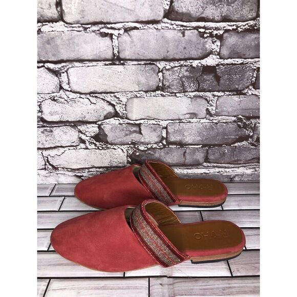 RoHo Red Suede Leather Slip On Beaded Strap Mules Shoes Women’s Sz 43EU/12M US - Picture 12 of 16